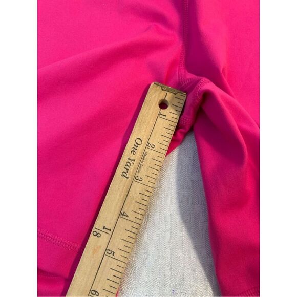 90 degree reflex crossover shorts pink small rn#144527 new - Picture 7 of 7